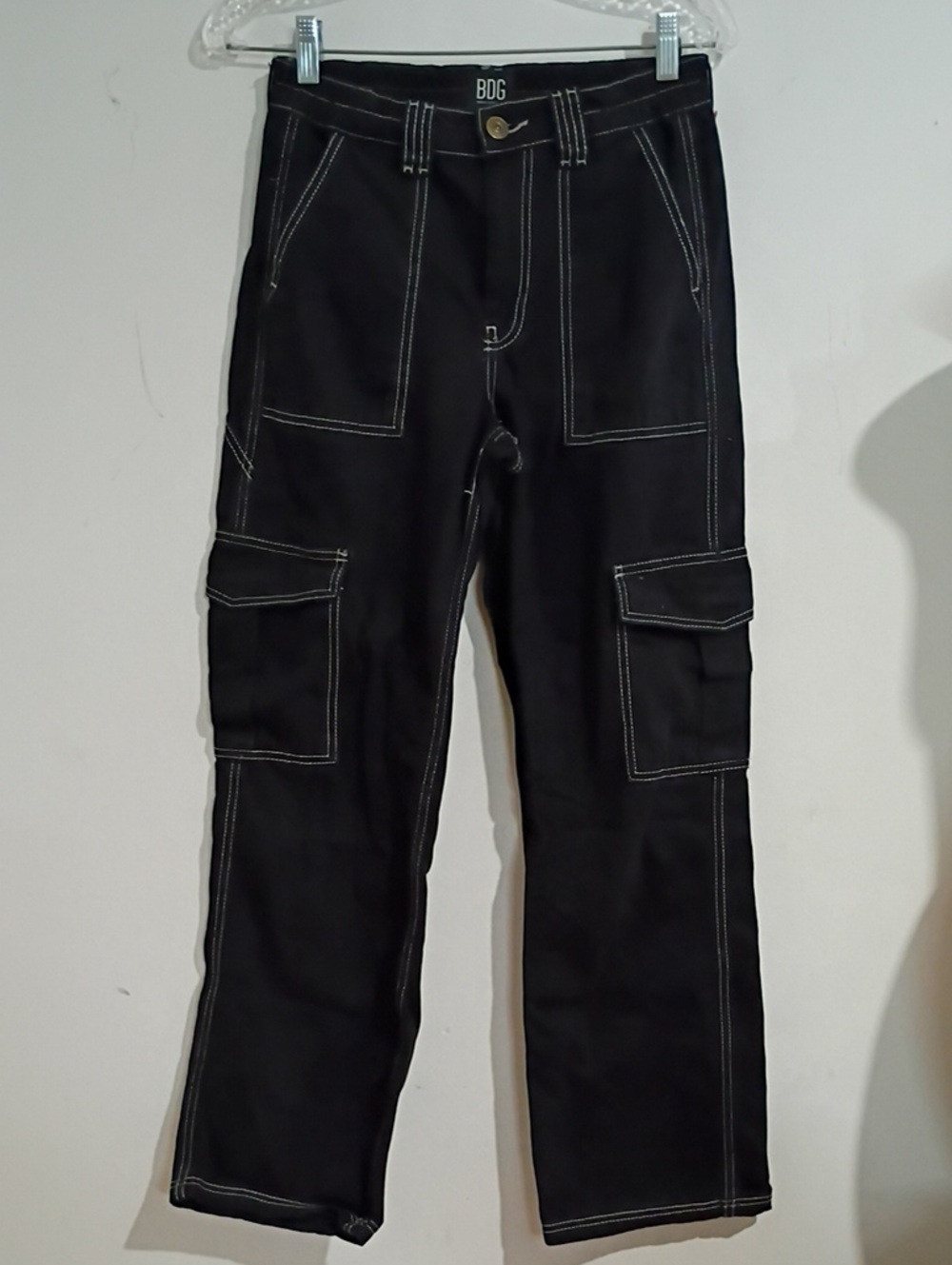 BDG Black Wide-Leg Cargo Pants with White Stitching